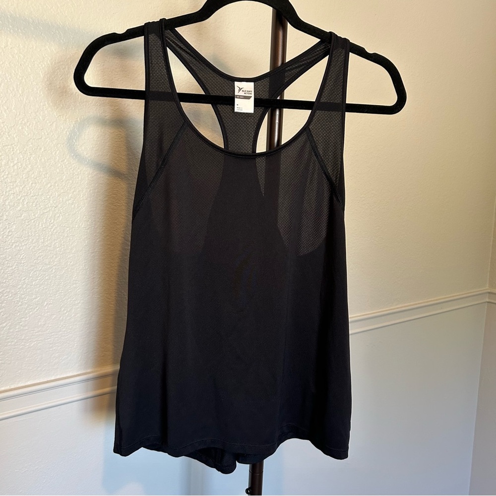 Old Navy Active Lightweight Black Racerback Athletic Tank Top Women’s Medium